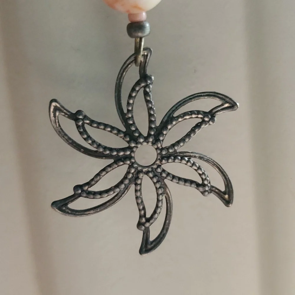 Marbled two-tone pink bead flower/pinwheel dangle earrings